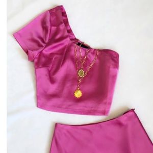 two piece NEVER WORN set!!!!